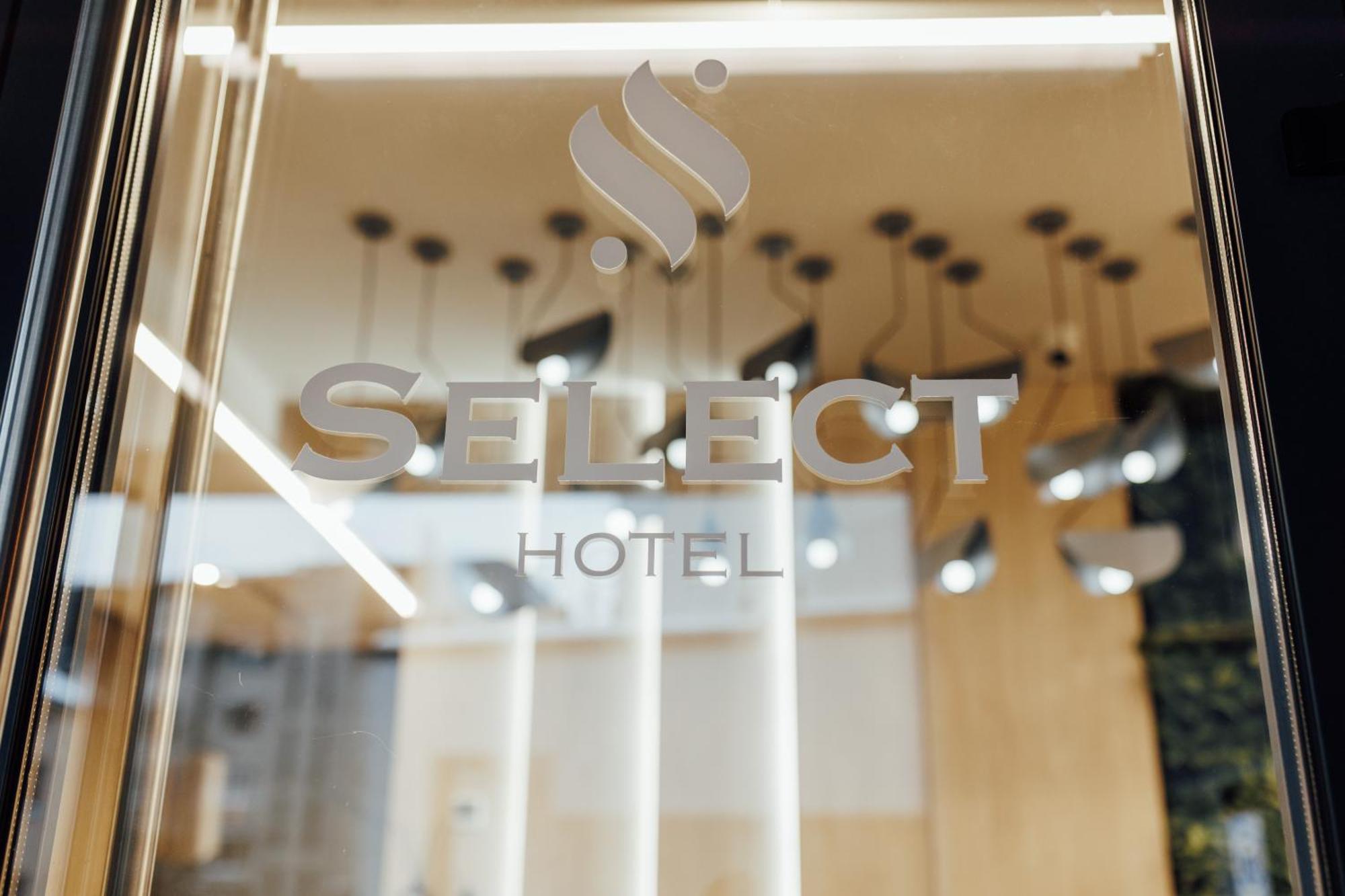 Select Hotel Lviv Luaran gambar