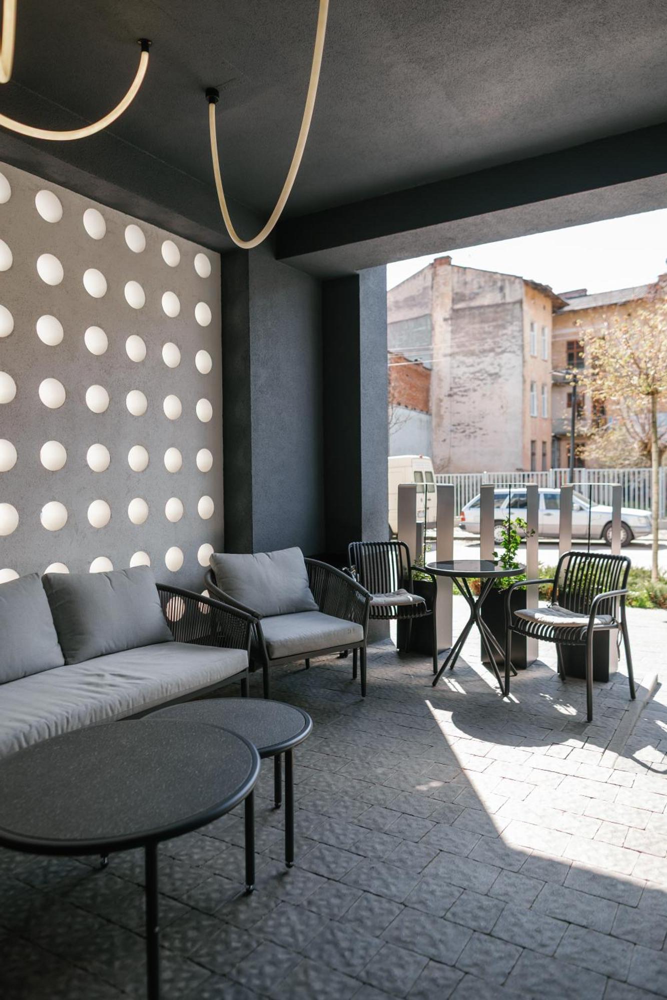 Select Hotel Lviv Luaran gambar